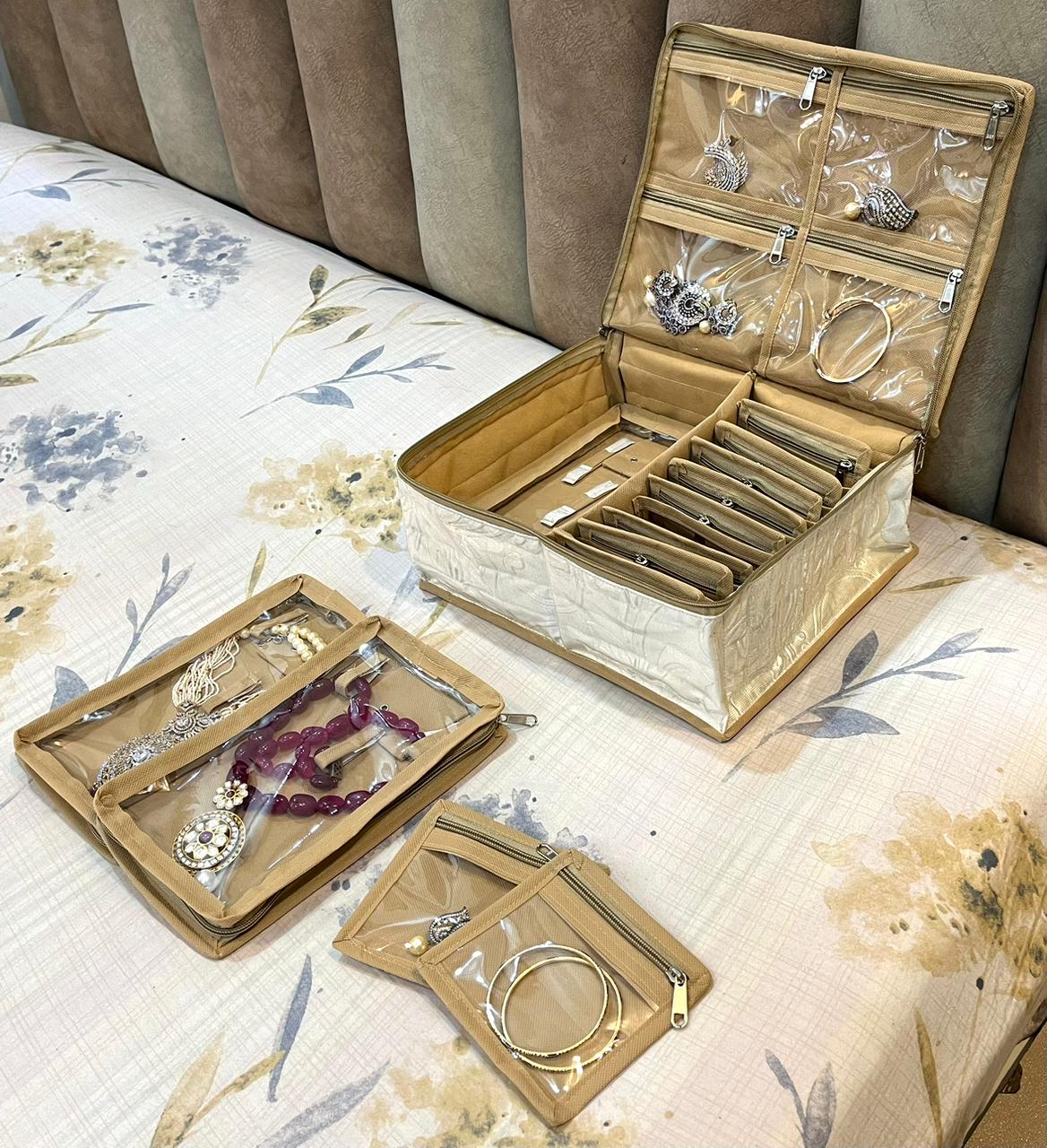 Royale Jewelry Organizer Pouch – 18 Compartments (Code: J046)
