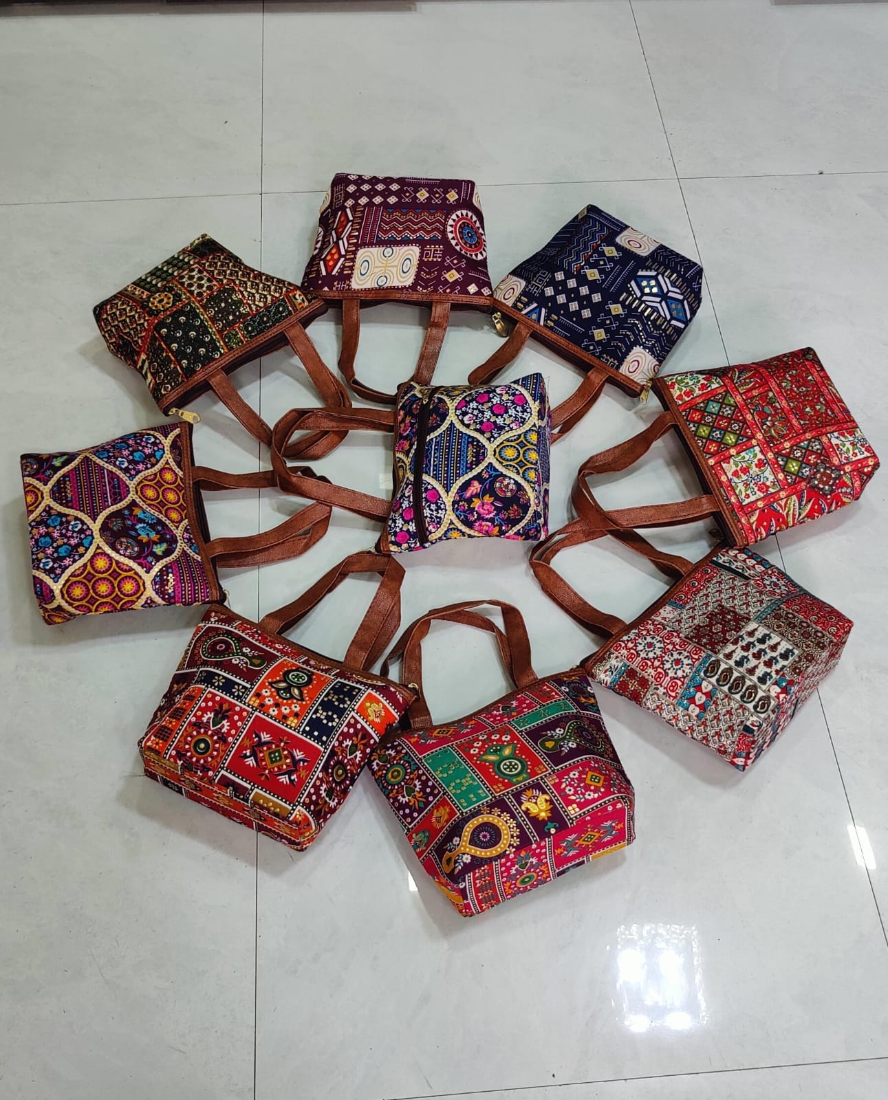 Ikkat Thambollam Bags ( 10 Pieces )