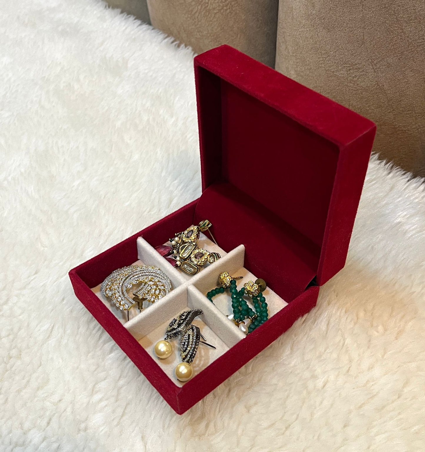 Pocket Earrings Case – Faux Suede Travel Jewelry Box ( 4 Pieces )