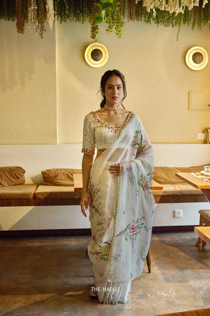 Celebrity Style Organza Saree | Handwork Tabi Flower Saree