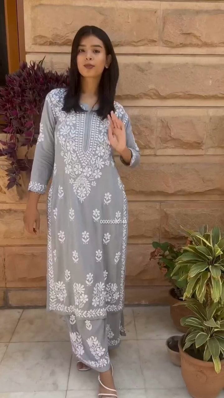 New Heavy Designer Beautiful Lucknowi Kurti And Pant