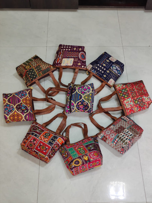 Ikkat Thambollam Bags ( 10 Pieces )