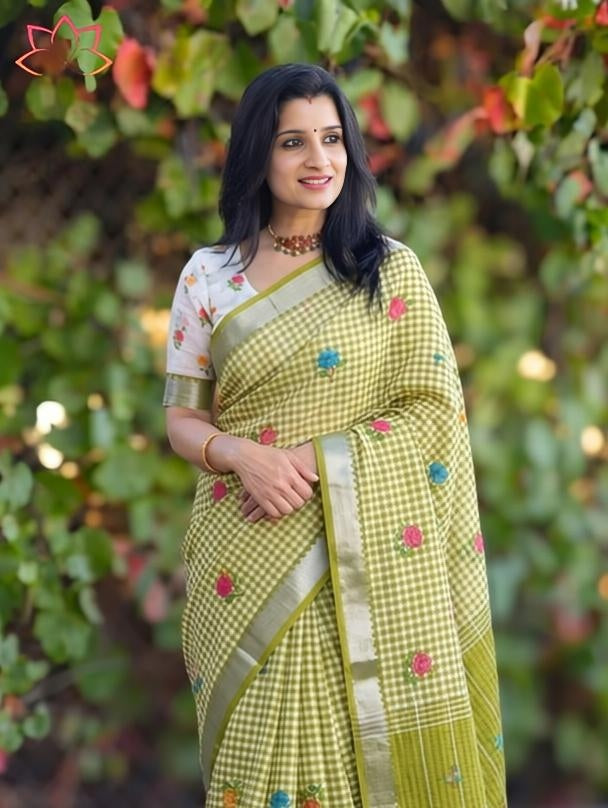 Soft Linen Saree with Mangalagiri Border & Digital Print | Elegant Traditional Wear Saree