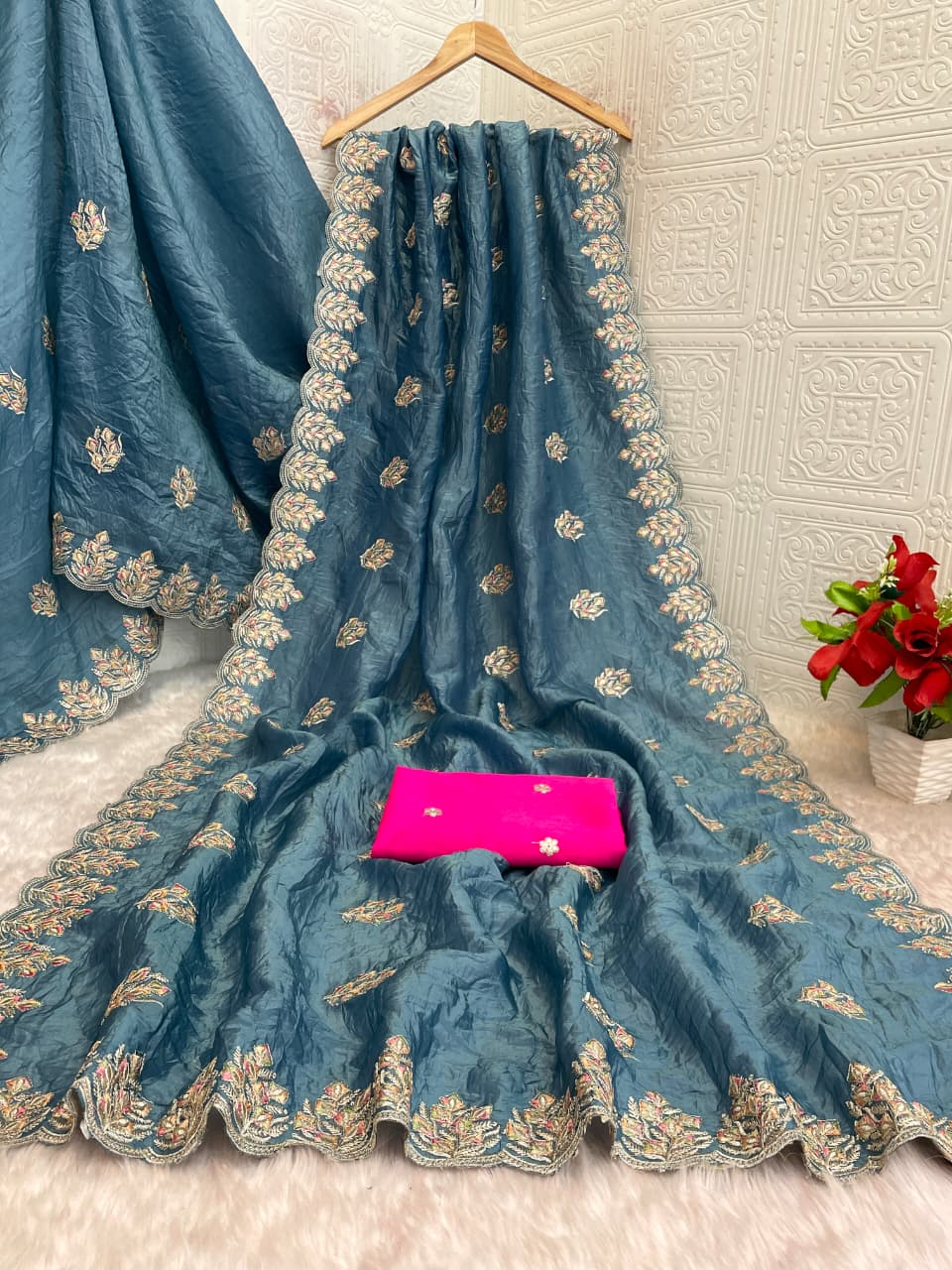 Soft Gold Crush Silk Saree with Multi Thread Embroidery Work & Mono Silk Butti Blouse – Budget Party Wear Saree for Women