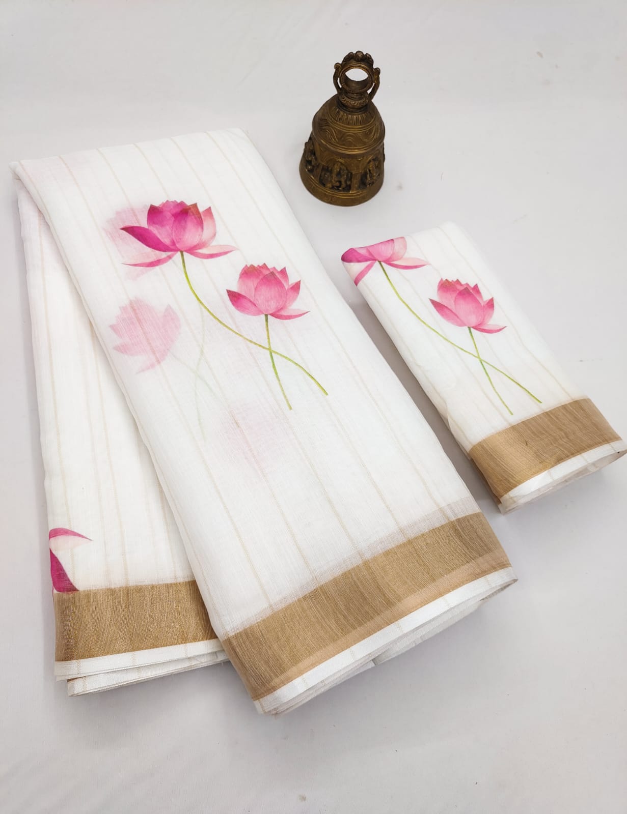 Linen Saree with Gold Jari Border & Digital Print | Elegant Traditional Wear Saree